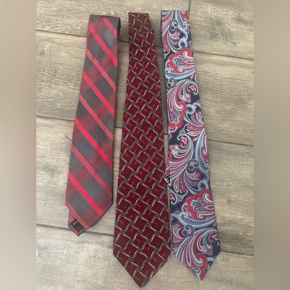 Lot of 3 Men’s Designer Silk ties Louis Feraud Paris,Stafford,Arrow-Paisley